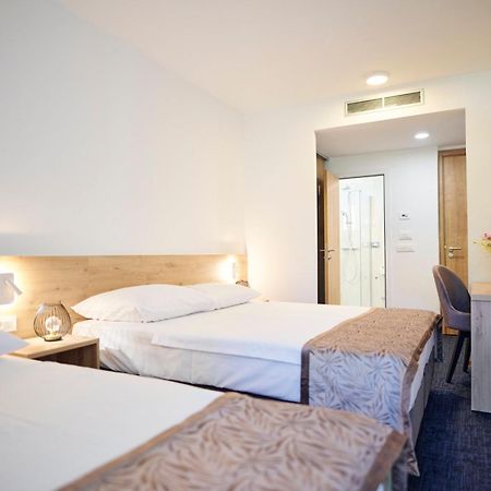 Colentum Resort Murter Pokój zdjęcie